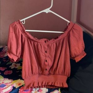 maroon crop top